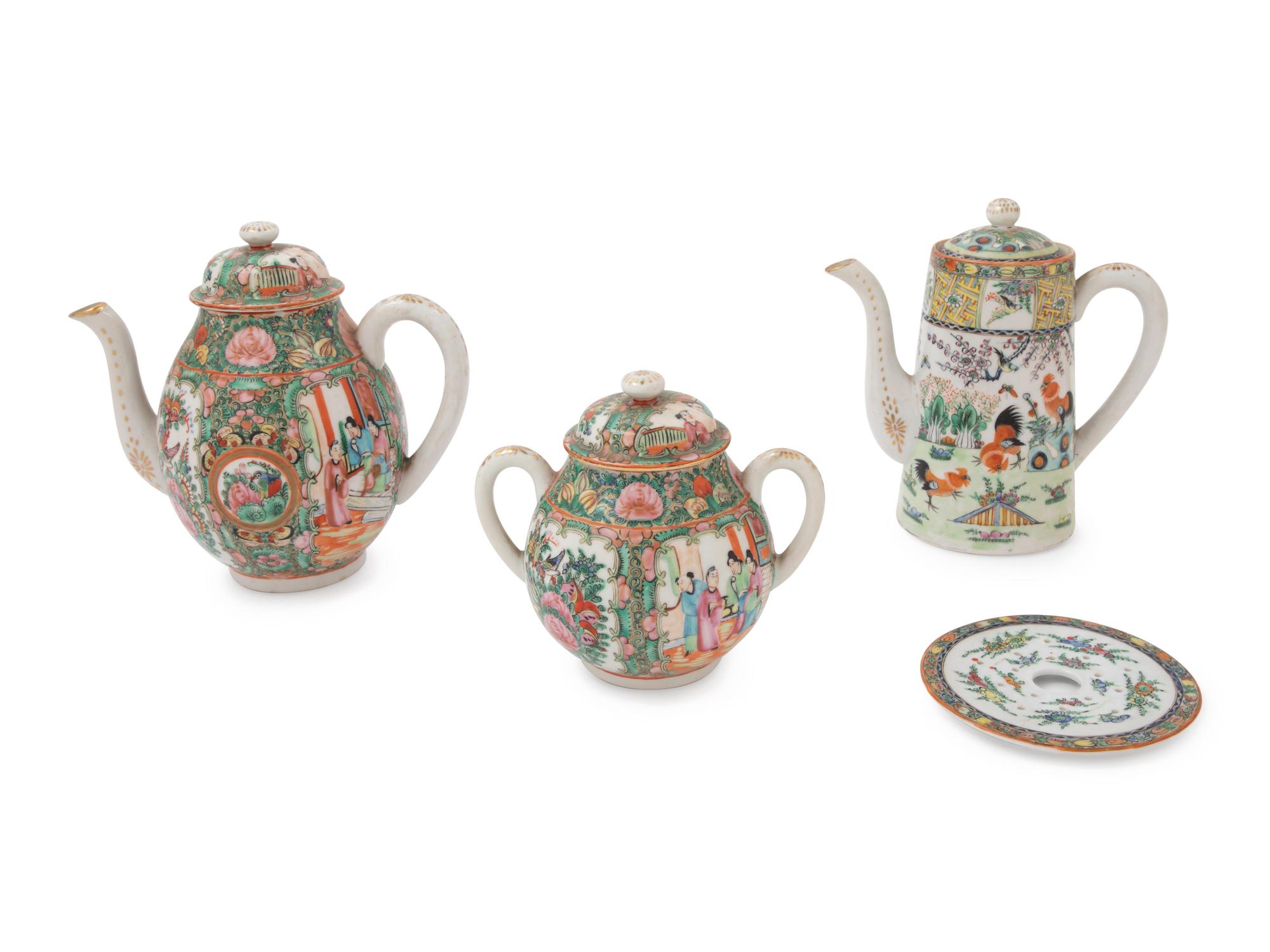 Four Chinese Rose Medallion Porcelain Articles