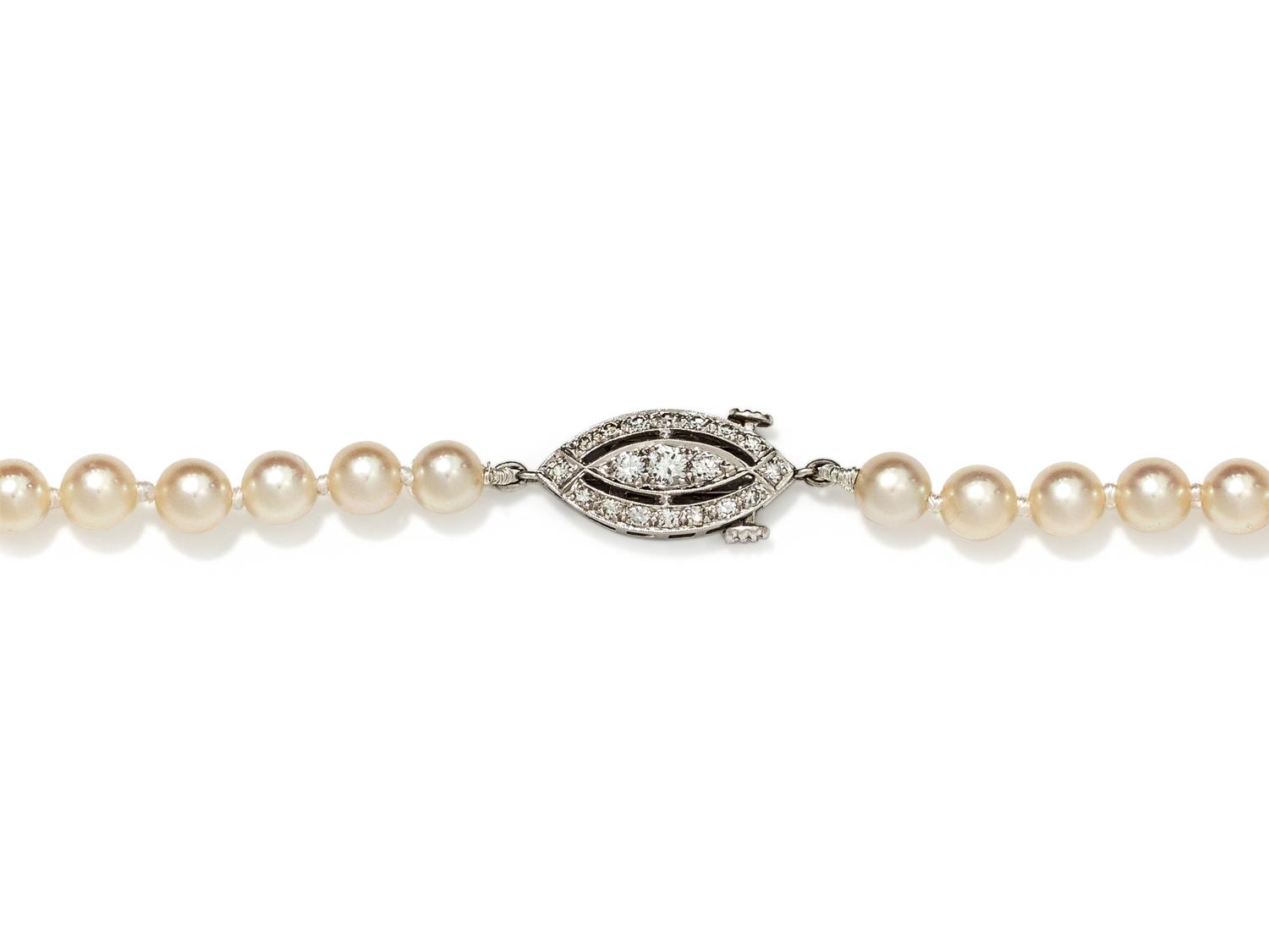 PEARL AND DIAMOND NECKLACE