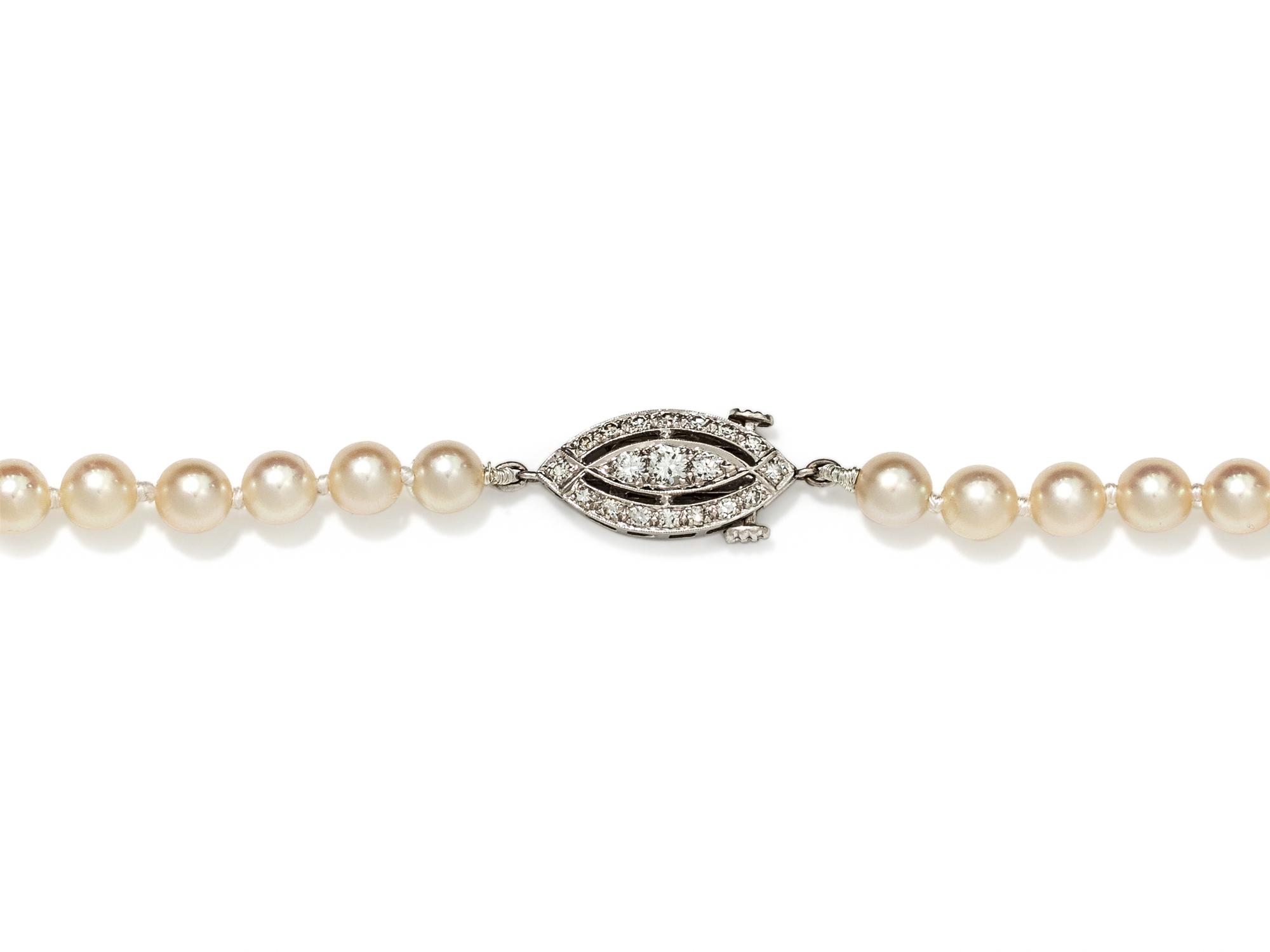PEARL AND DIAMOND NECKLACE