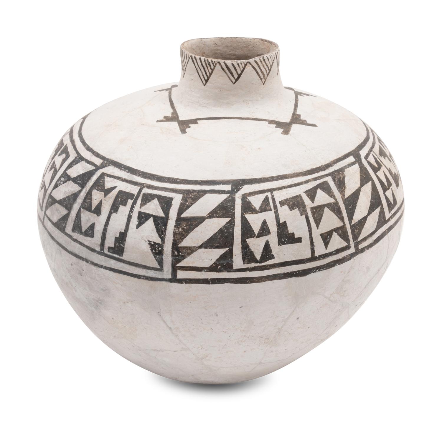Snowflake Black-on-White Pottery Olla
