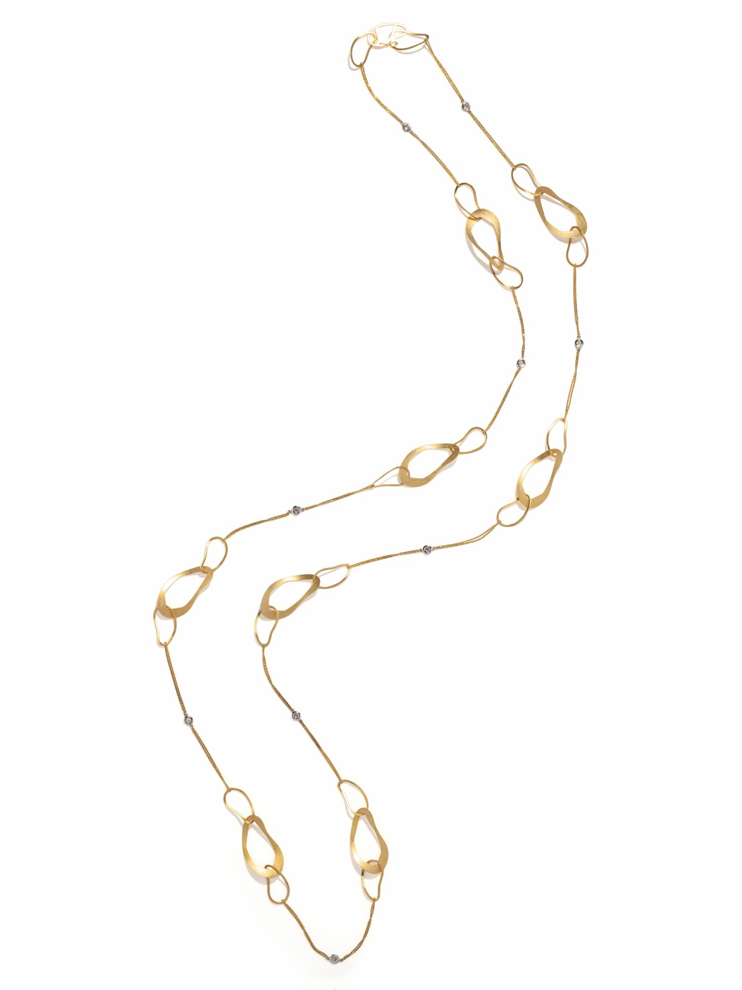 YELLOW GOLD AND DIAMOND NECKLACE