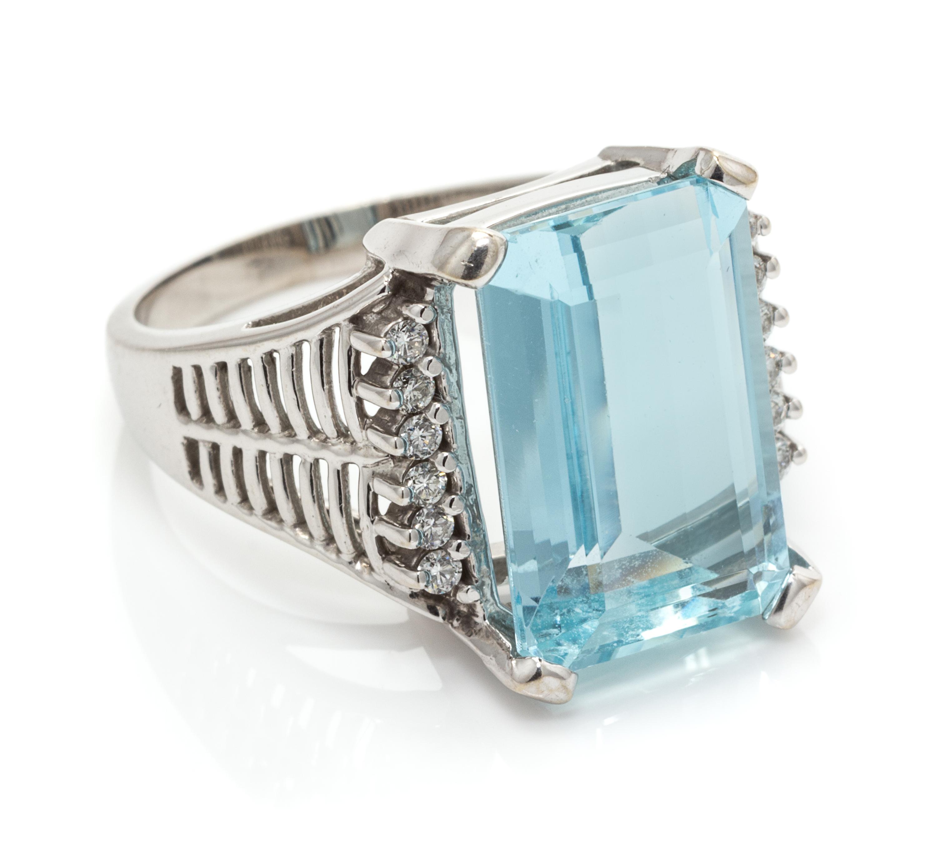 A 14 Karat White Gold, Aquamarine and Diamond Ring, 5.60 dwts.
