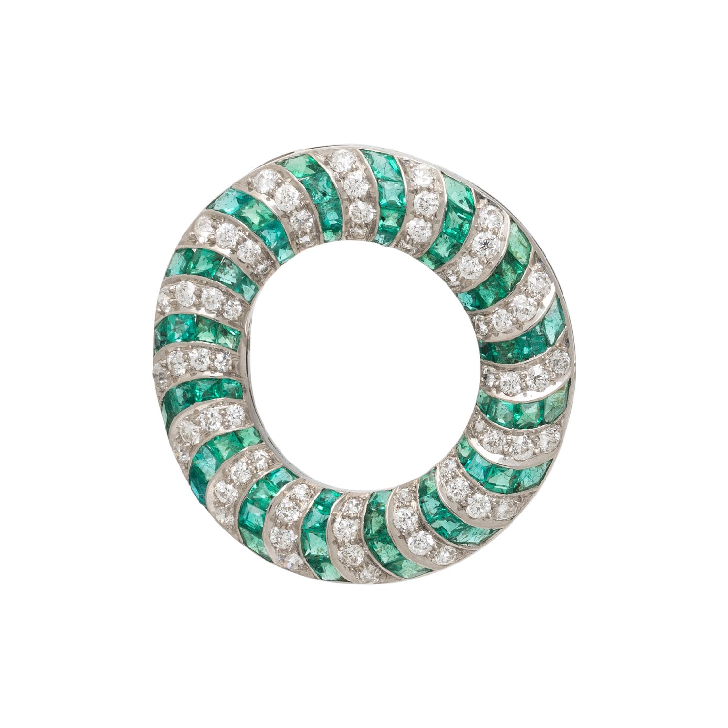 TIFFANY & CO., EMERALD AND DIAMOND PIN