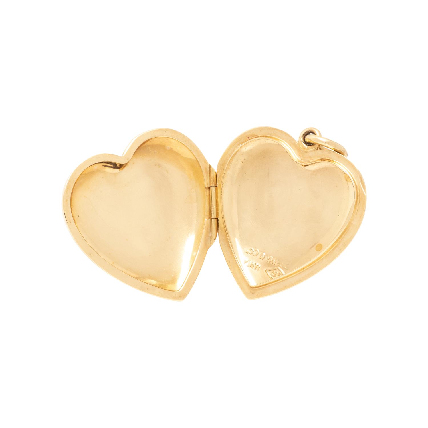 TIFFANY & CO., YELLOW GOLD HEART LOCKET