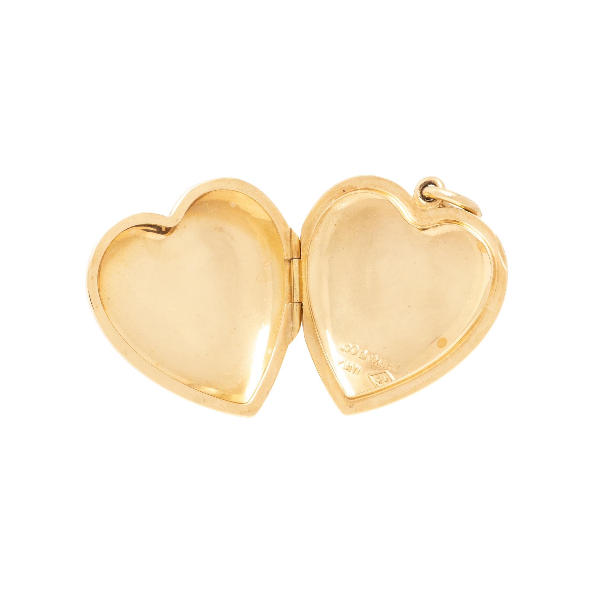 TIFFANY & CO., YELLOW GOLD HEART LOCKET