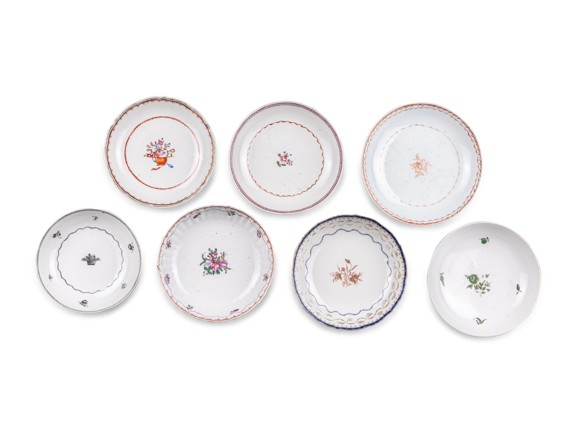 15 Chinese Export Porcelain Tea Bowls and Saucers