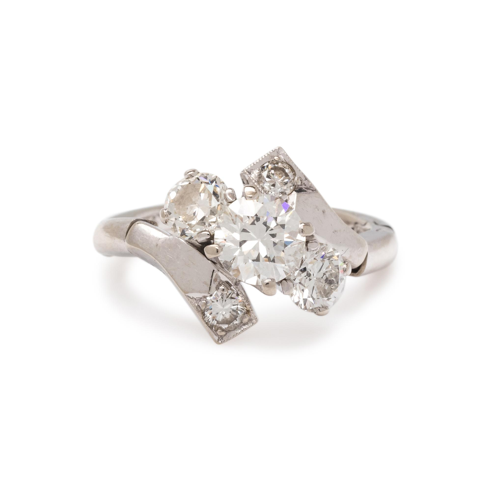 DIAMOND RING