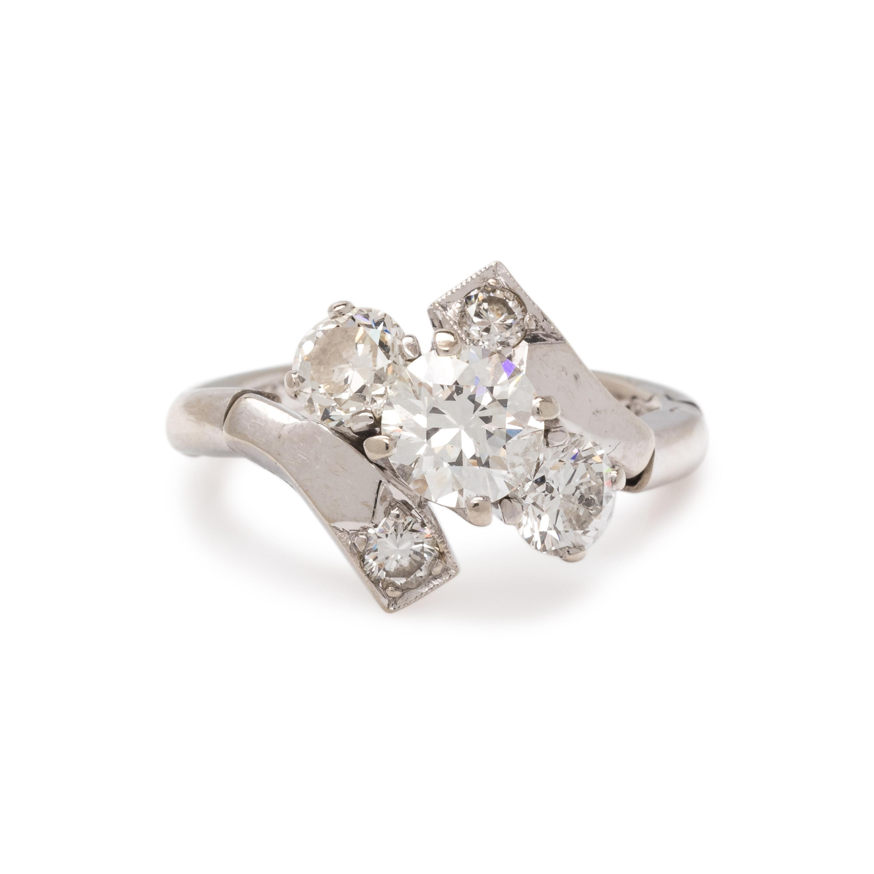 DIAMOND RING
