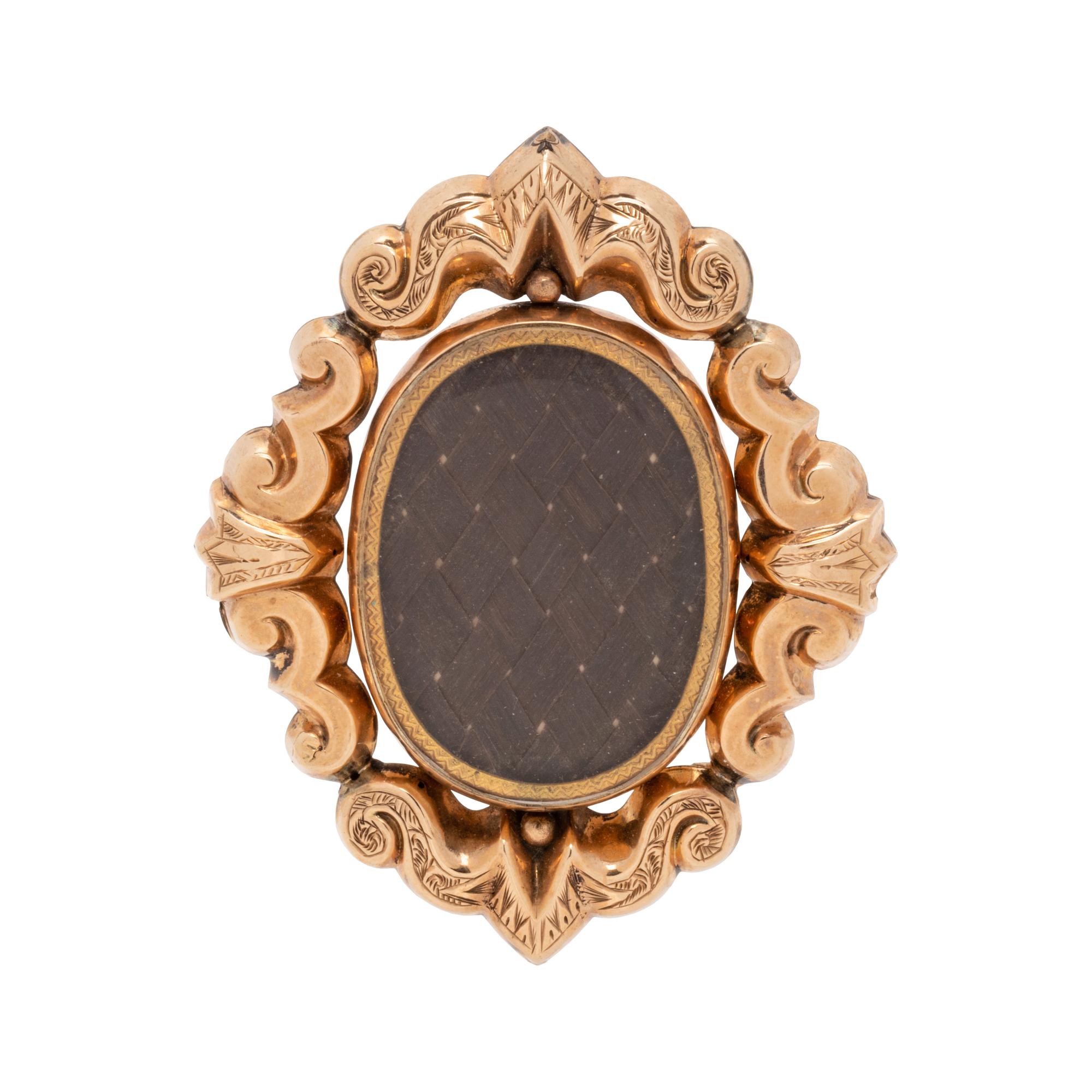 VICTORIAN, YELLOW GOLD MOURNING BROOCH
