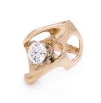 An 18 Karat Yellow Gold and Diamond Ring,