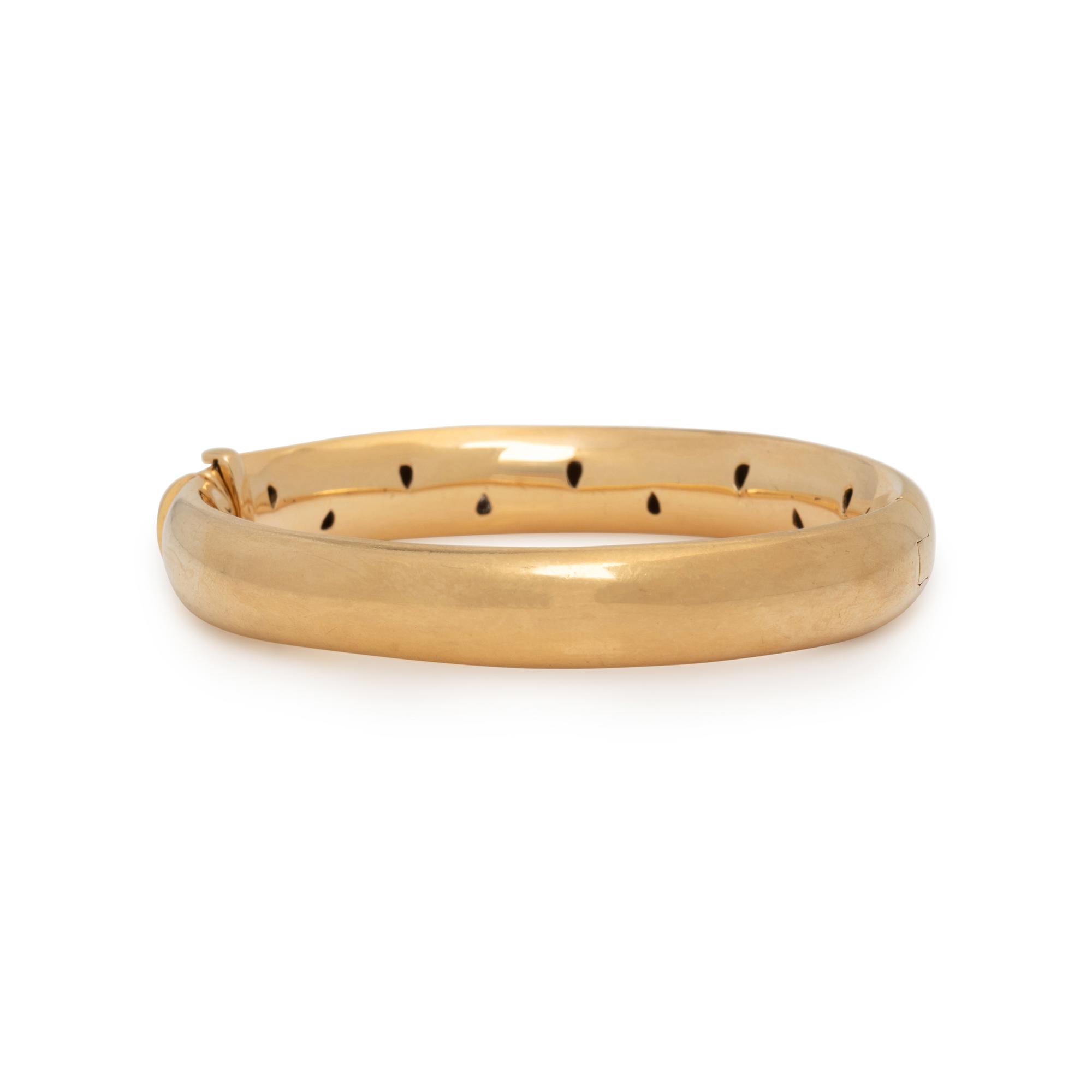 TIFFANY & CO., YELLOW GOLD AND DIAMOND 'ETOILE' BANGLE BRACELET