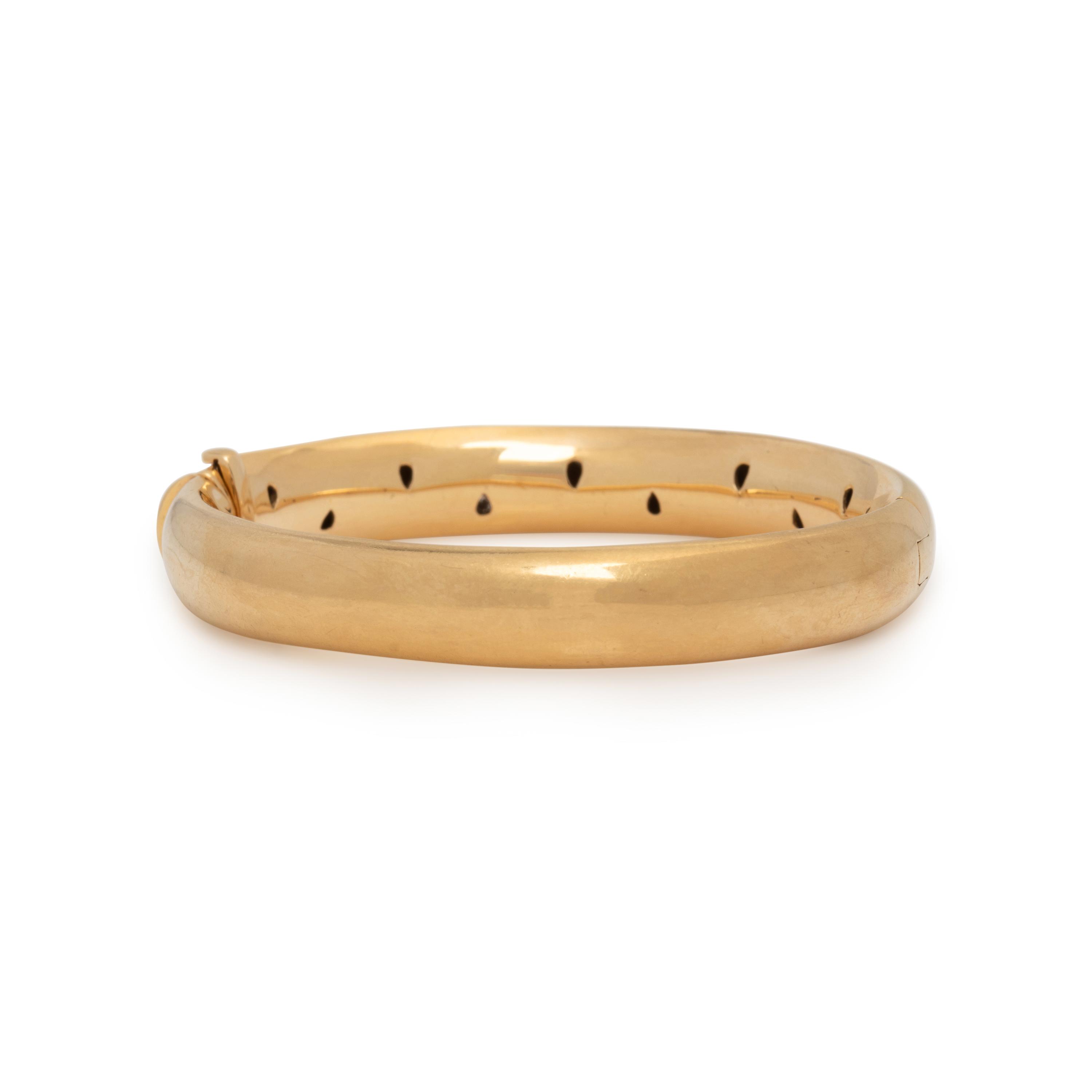 TIFFANY & CO., YELLOW GOLD AND DIAMOND 'ETOILE' BANGLE BRACELET