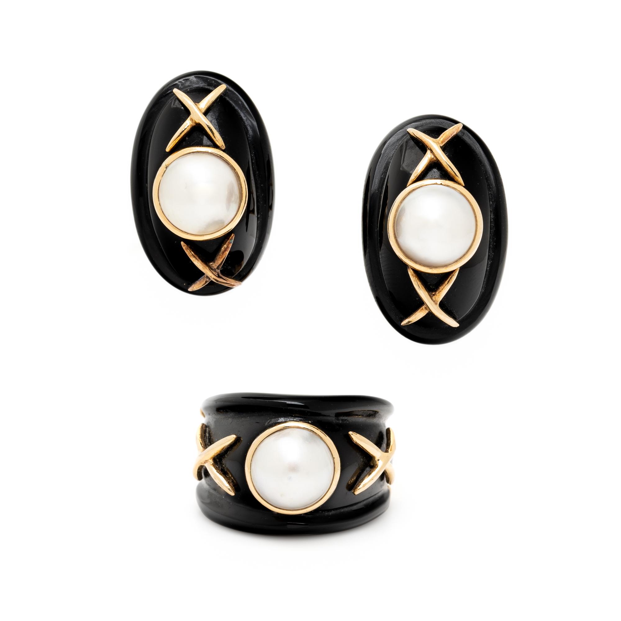 ONYX AND MABÉ PEARL JEWELRY SET