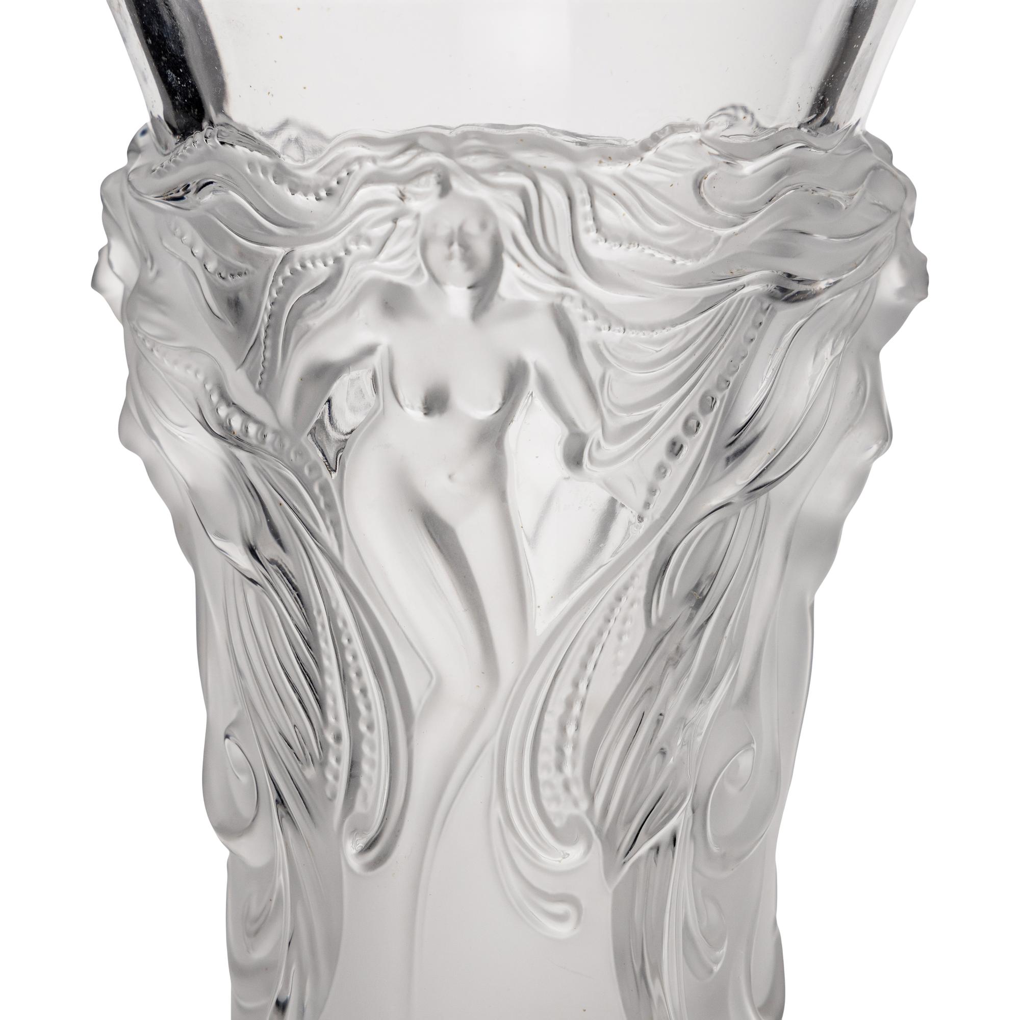 A Lalique Fantasia Vase