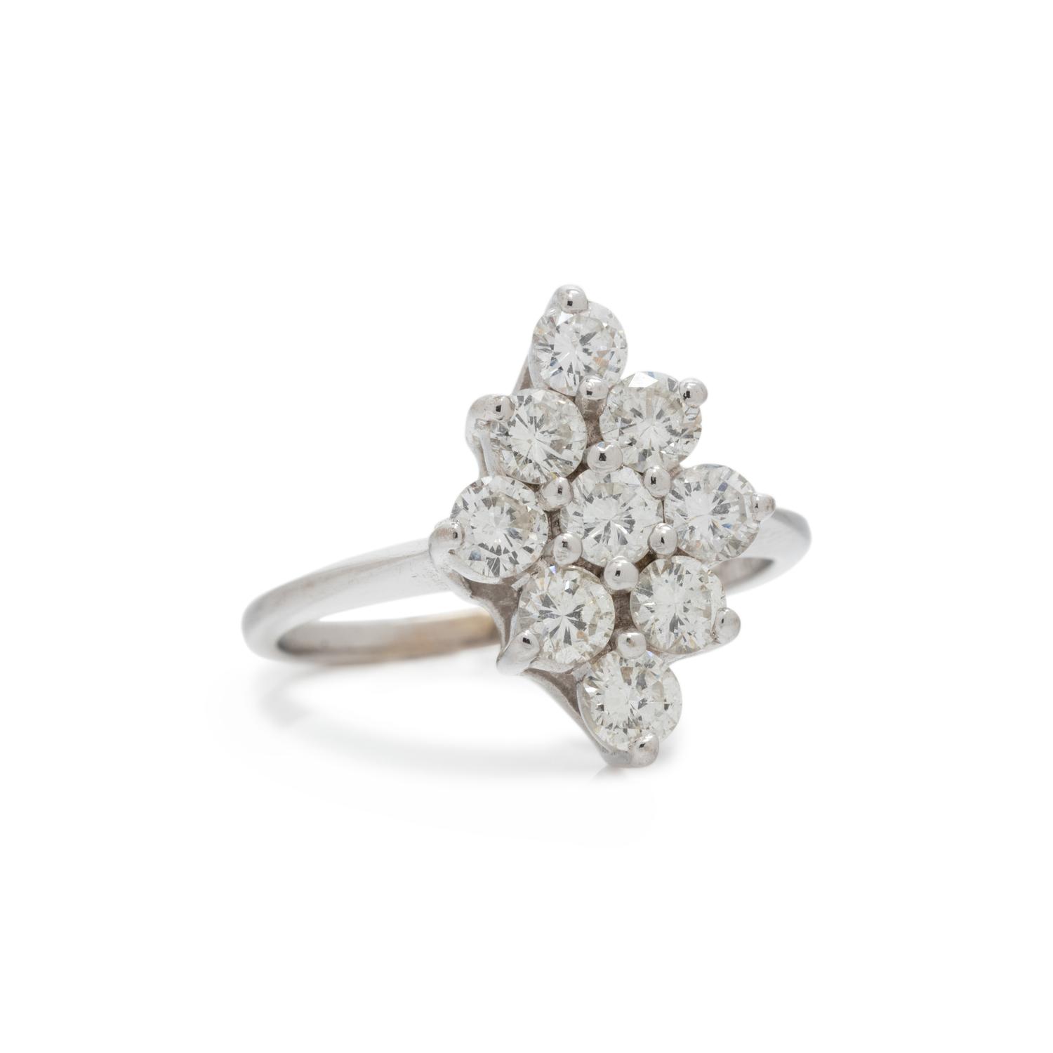 DIAMOND CLUSTER RING