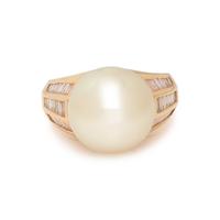 YELLOW GOLD, CULTURED SOUTH SEA PEARL AND DIAMOND RING