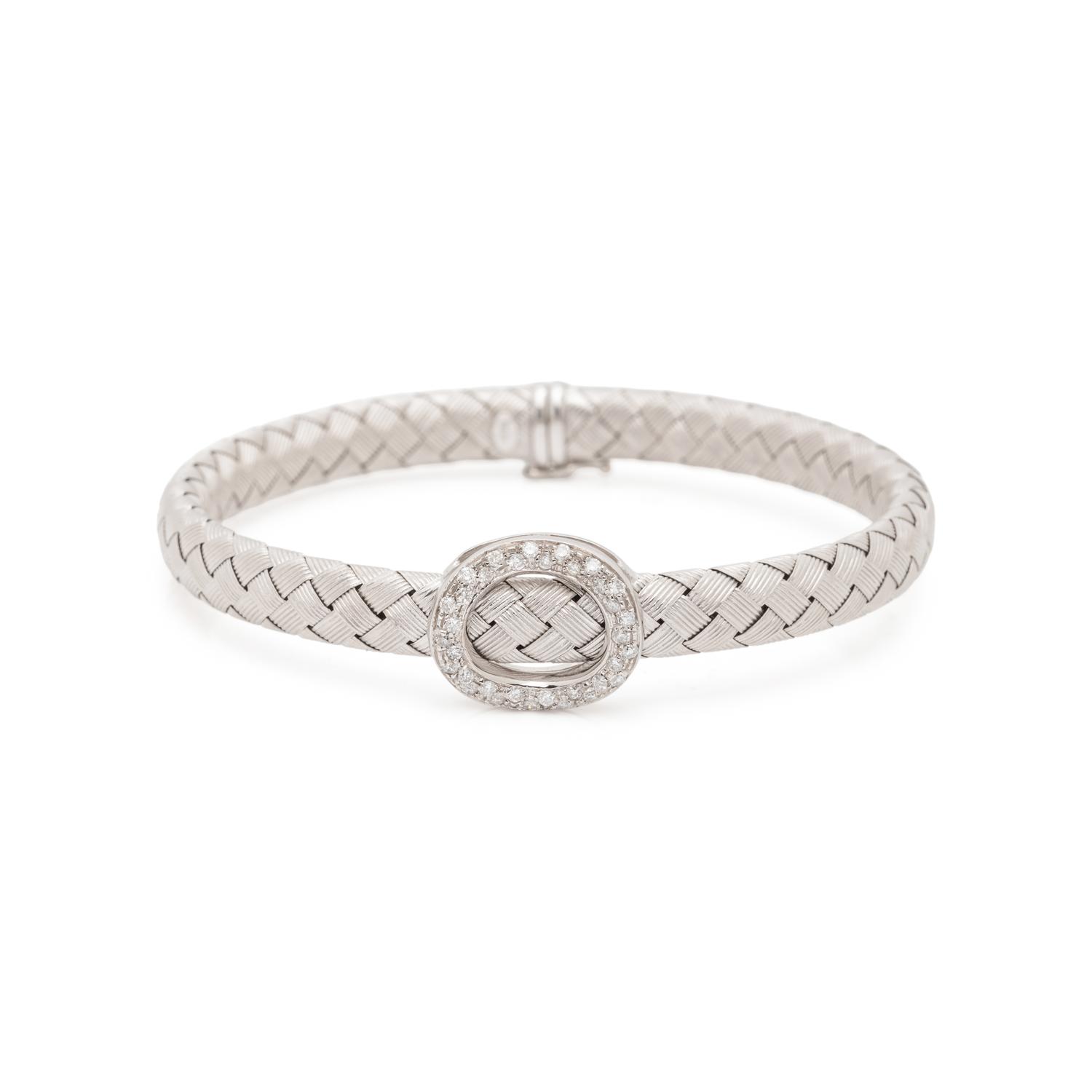WHITE GOLD AND DIAMOND SET