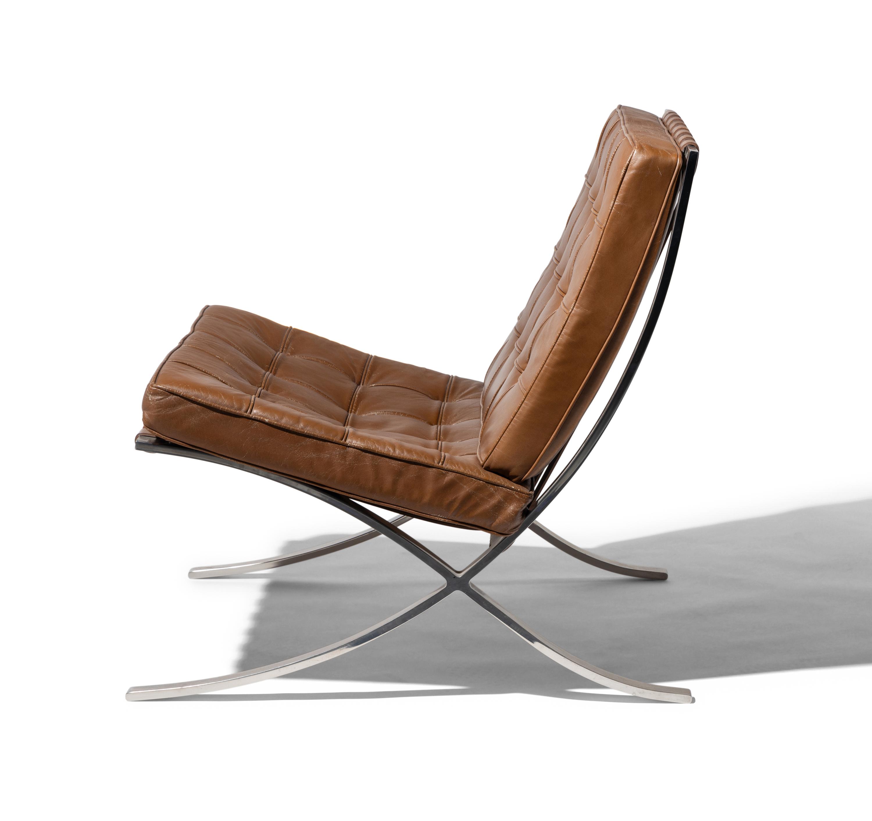 Pair of Barcelona Chairs Knoll, USA