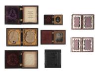 [EARLY PHOTOGRAPHY]. 23 assorted figural Union cases.