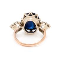SAPPHIRE AND DIAMOND RING