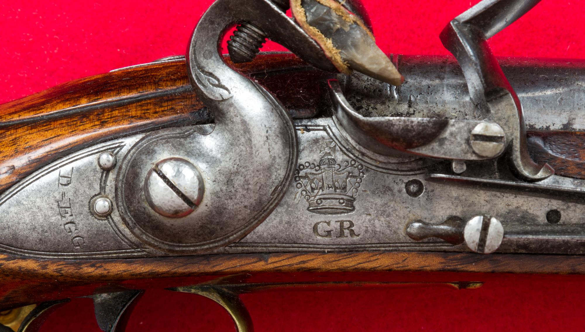 A Pair of British Light Dragoon Flintlock Pistols Length 15 inches. — CIRCA 1780, DURS EGG