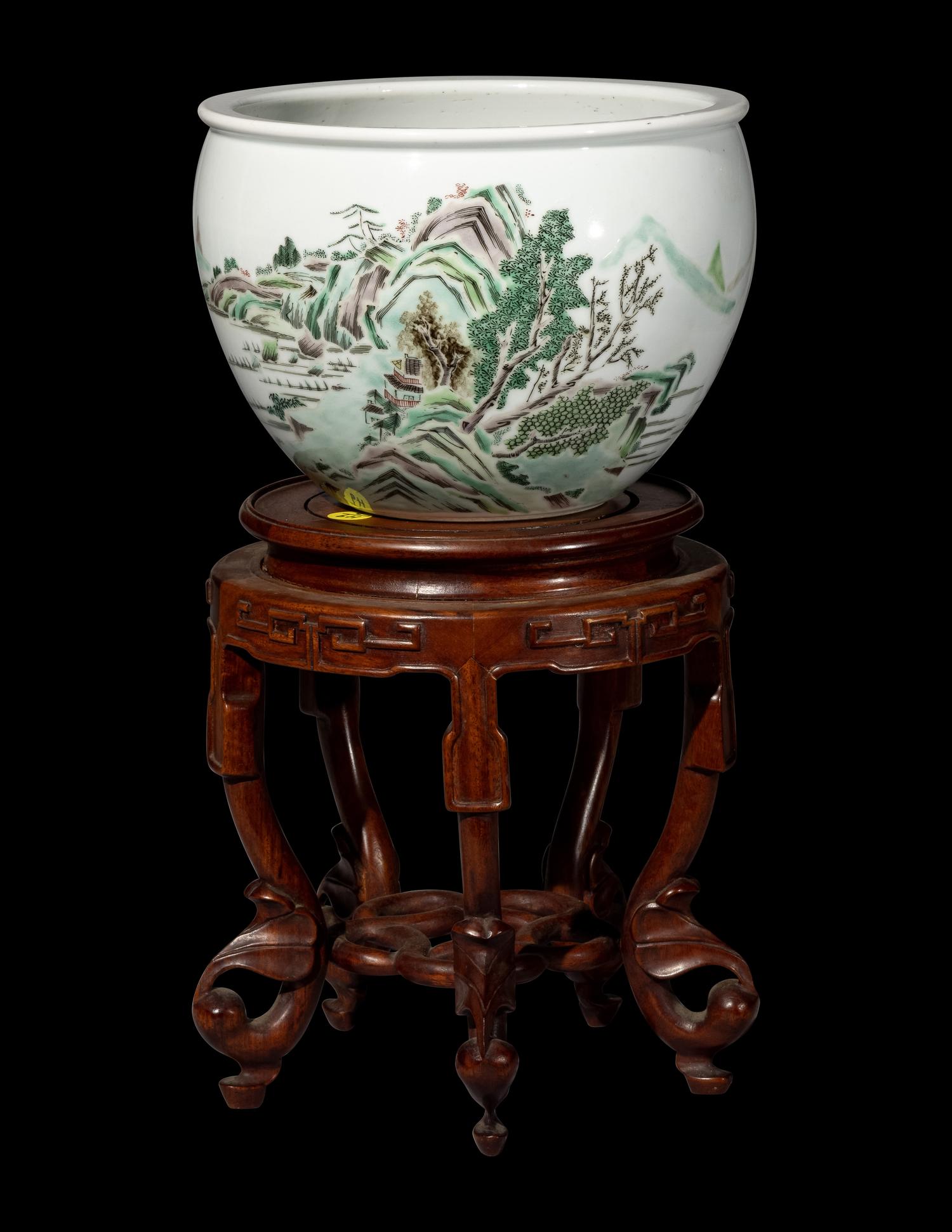 A Chinese Famille Verte Porcelain Scroll Pot
