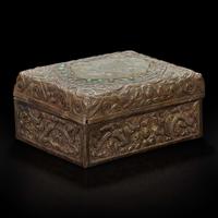 A Chinese white jade-mounted brass repousse box 嵌玉浮雕铜盒 The jade Qing dynasty ?????