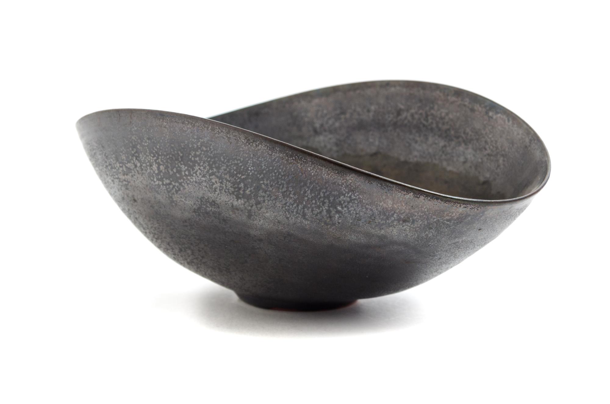 An American Studio Ceramic Bowl, Otto and Gertrude Natzler Width 8 1/8 inches.