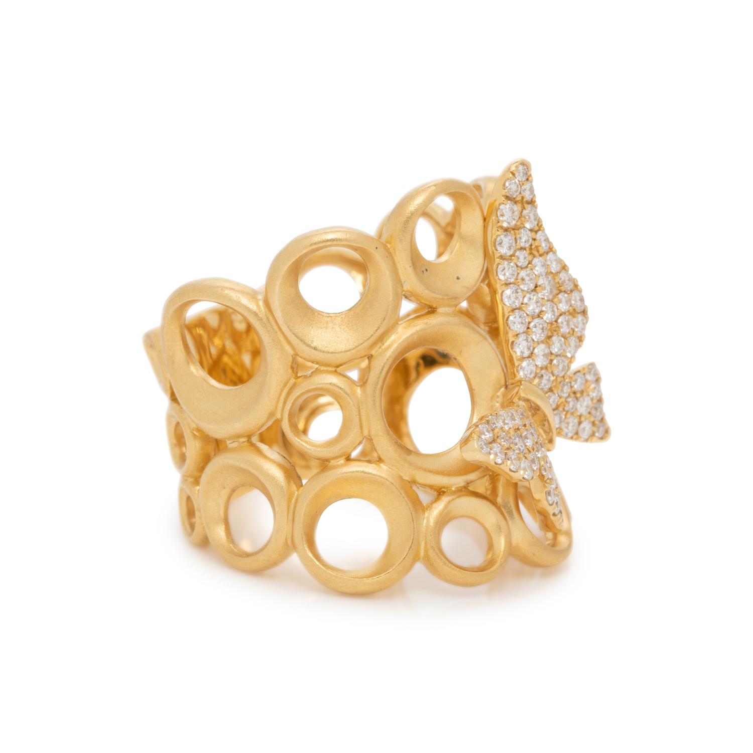 YELLOW GOLD AND DIAMOND BUTTERFLY RING