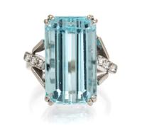 An 18 Karat White Gold, Aquamarine and Diamond Ring, H. Stern, 5.40 dwts.