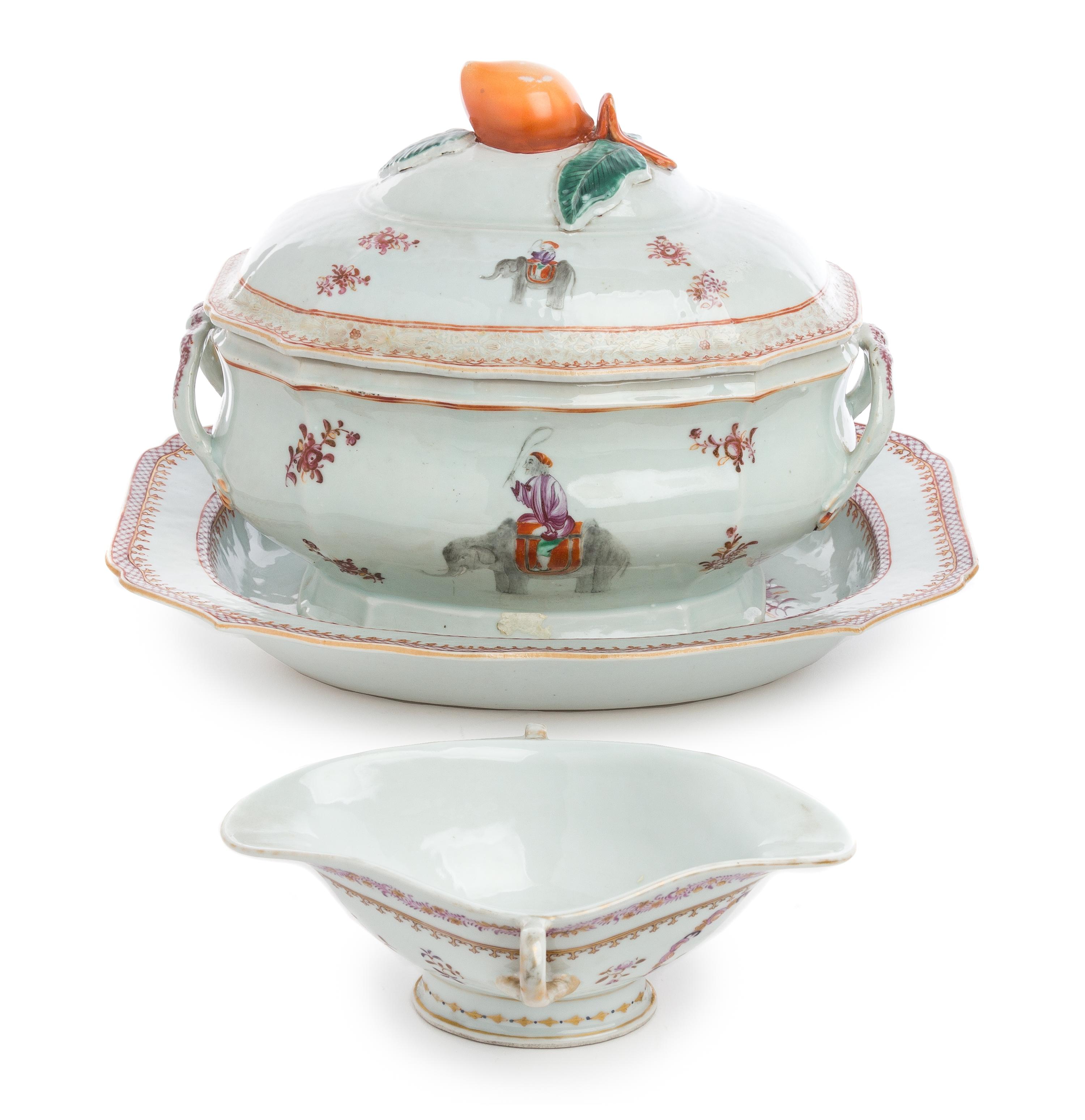 A Chinese Export Porcelain Covered Soup Tureen and Sauce Boat Width of underplate 14 3/4 inches. — 18TH CENTURY