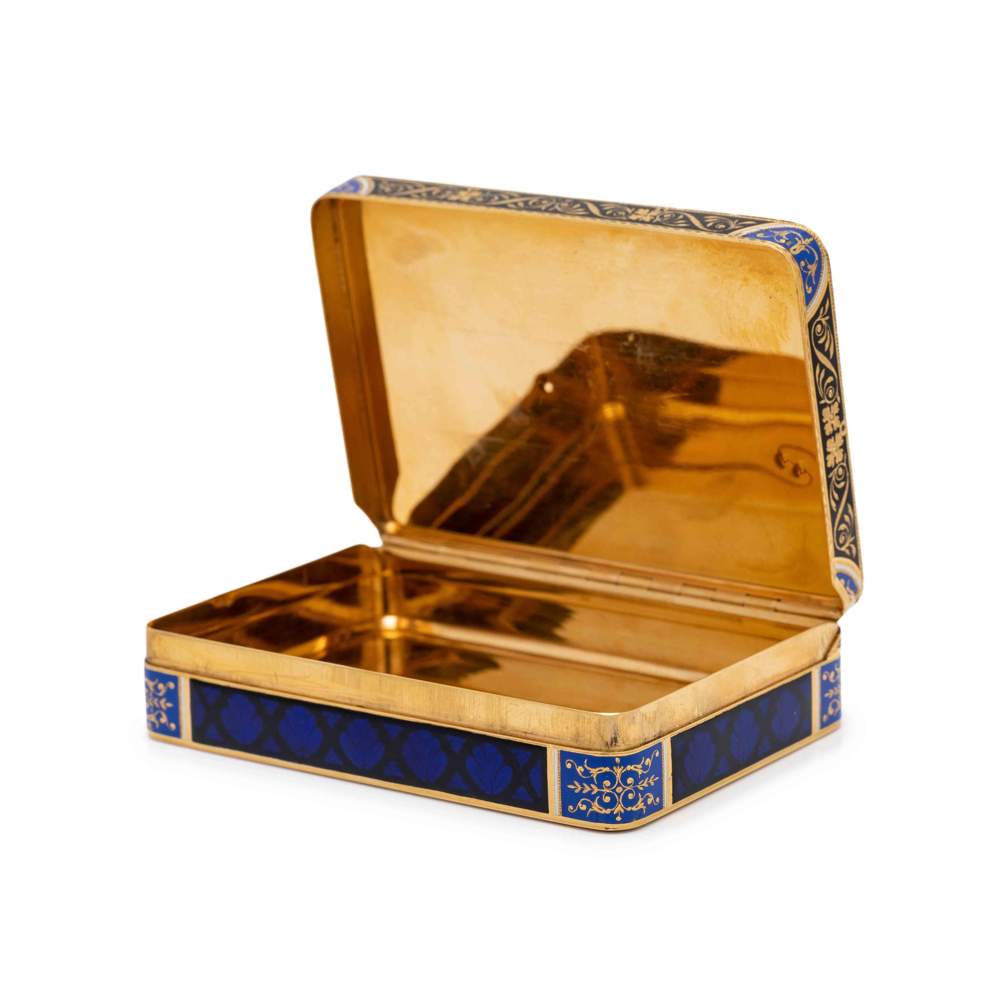 A Gold and Enamel Decorated Snuff Box
