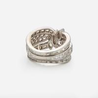 A Ladies 18K White Gold and Diamond Ring