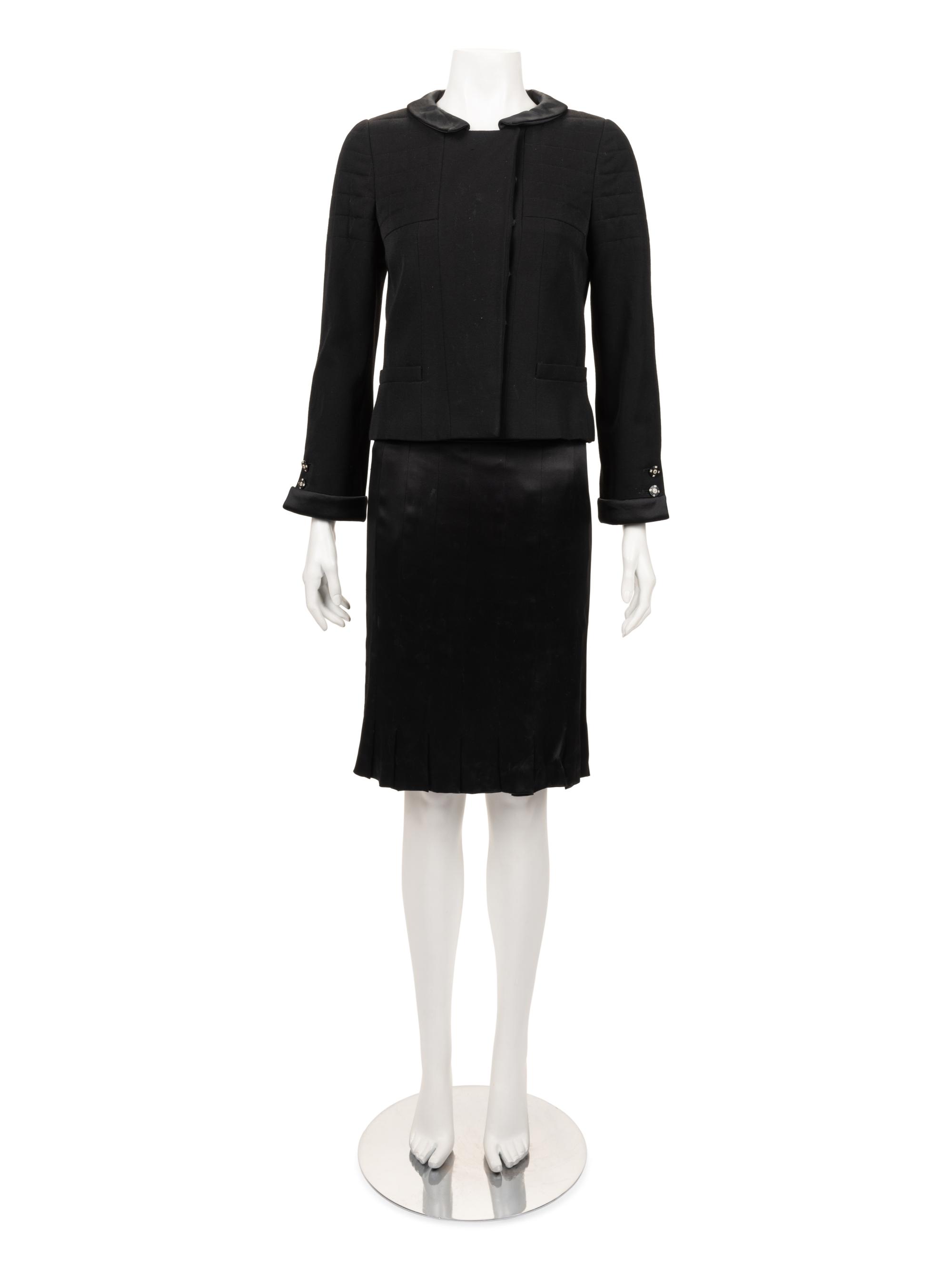 Chanel Quilted Skirt Suit Trimmed in Satin, Fall 2006
