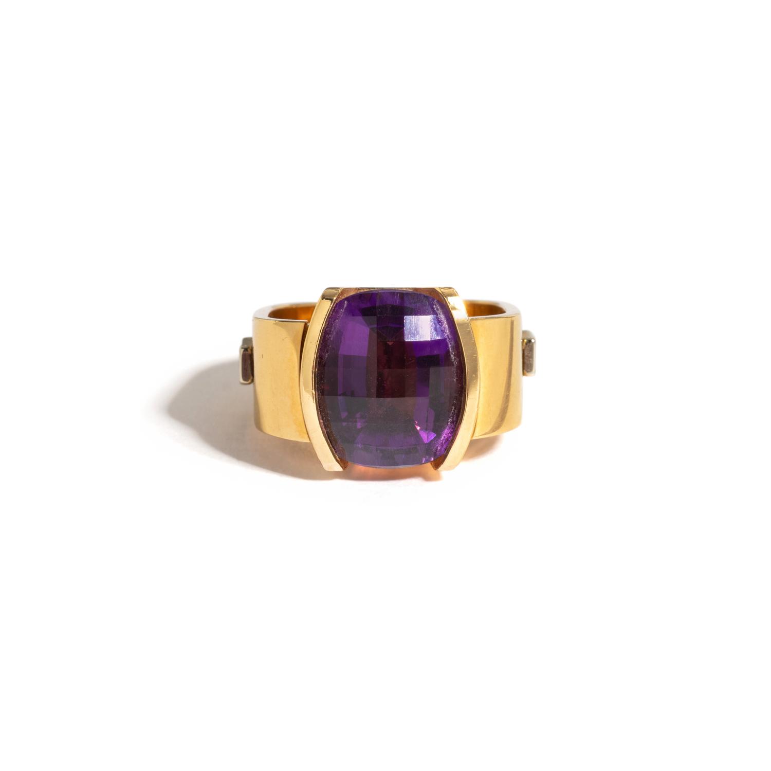 AMETHYST AND DIAMOND RING
