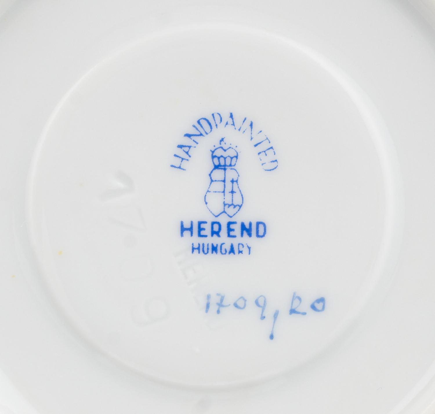 A Herend Porcelain Rothschild Bird Dinner Service