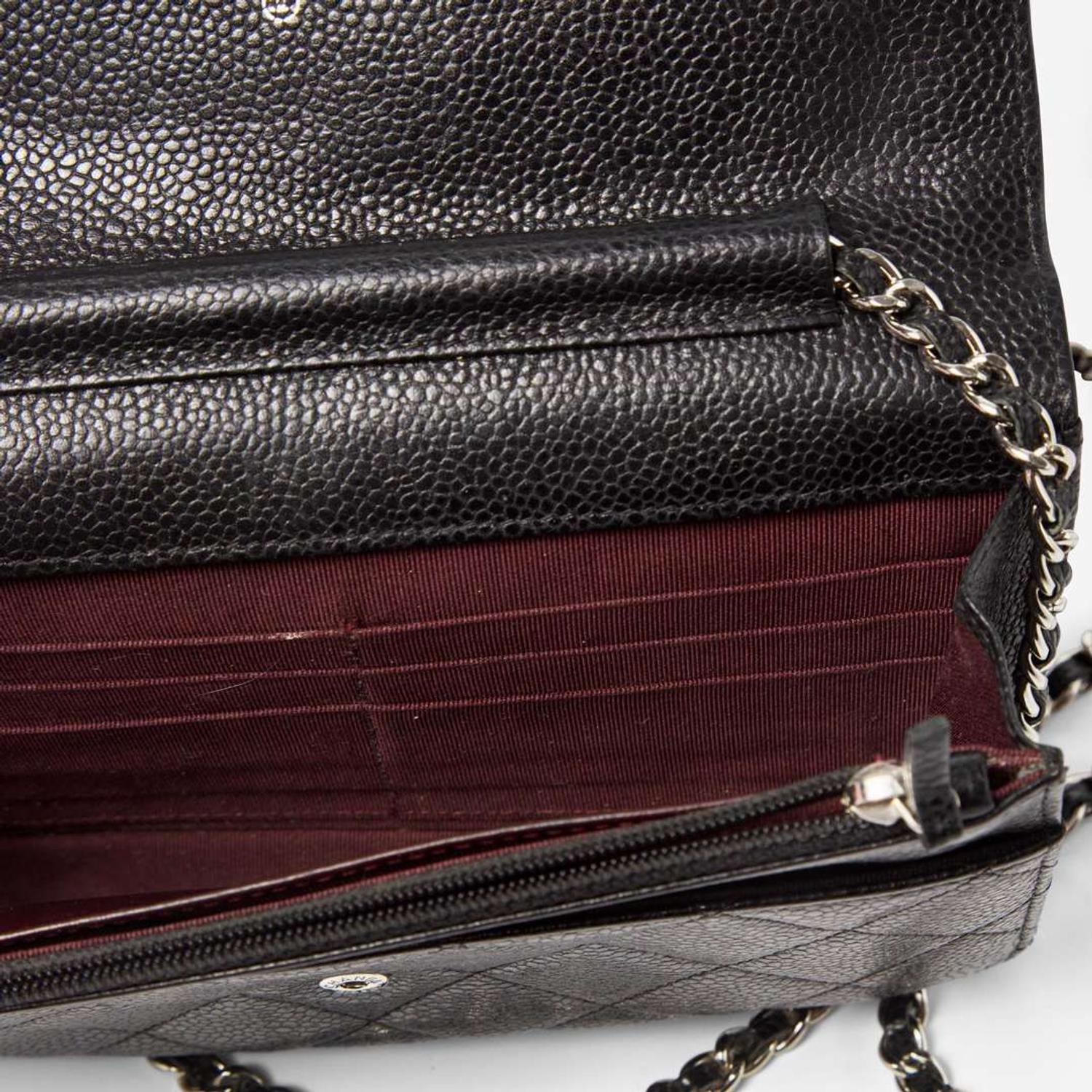 A Chanel Black Quilted Crossbody Purse Chanel