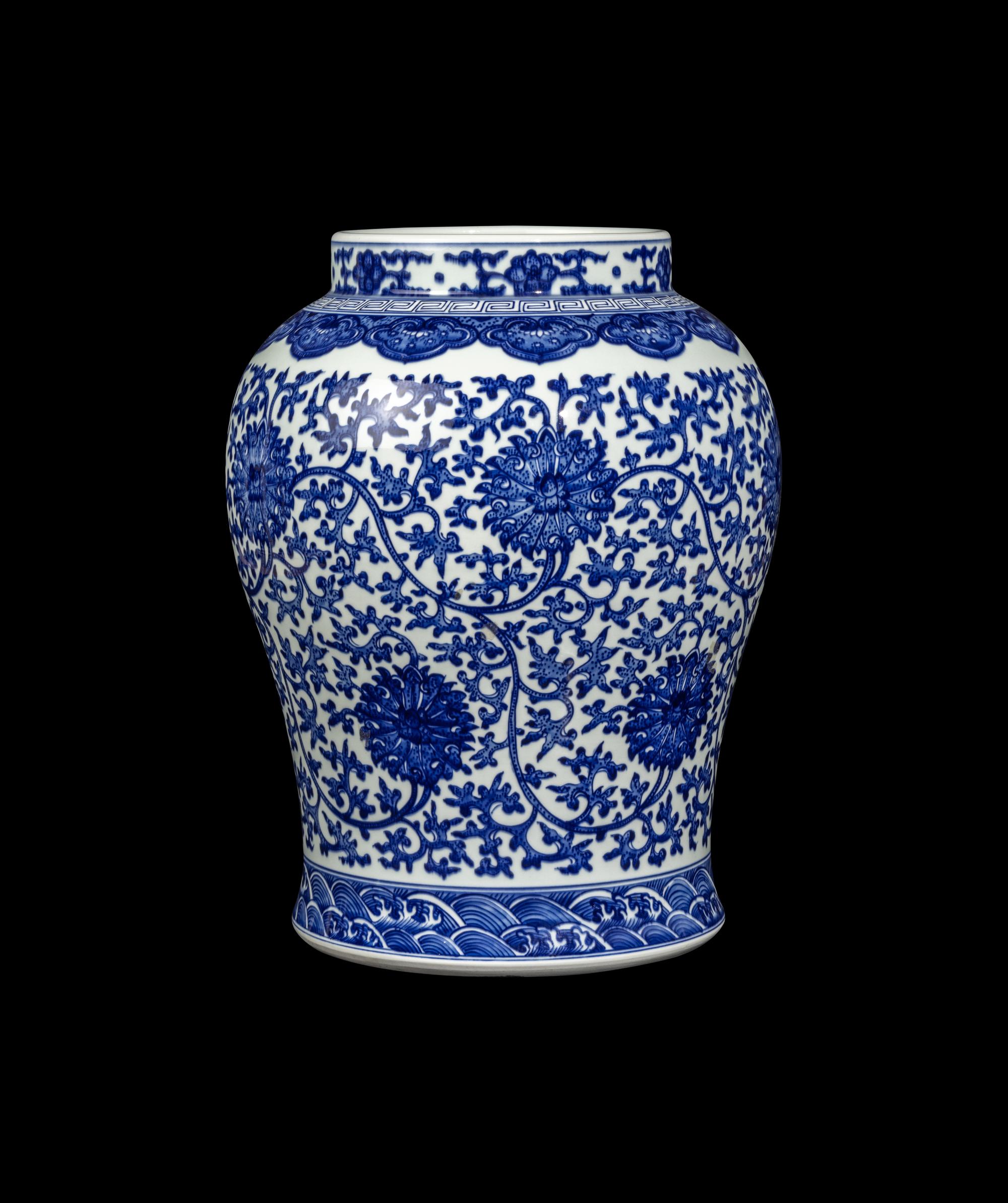 A Chinese Blue and White Porcelain 'Soldier' Jar