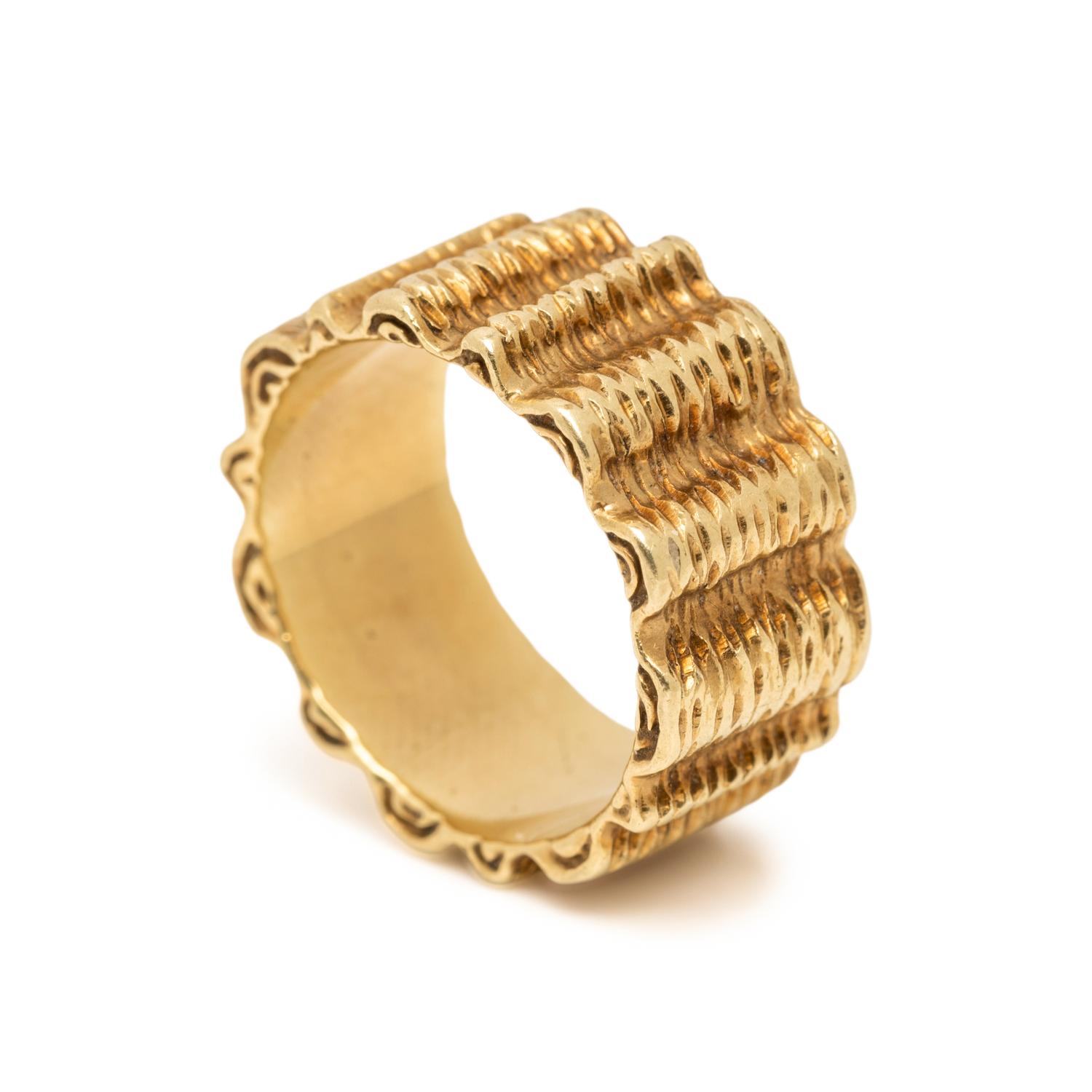 CARTIER, YELLOW GOLD BAND