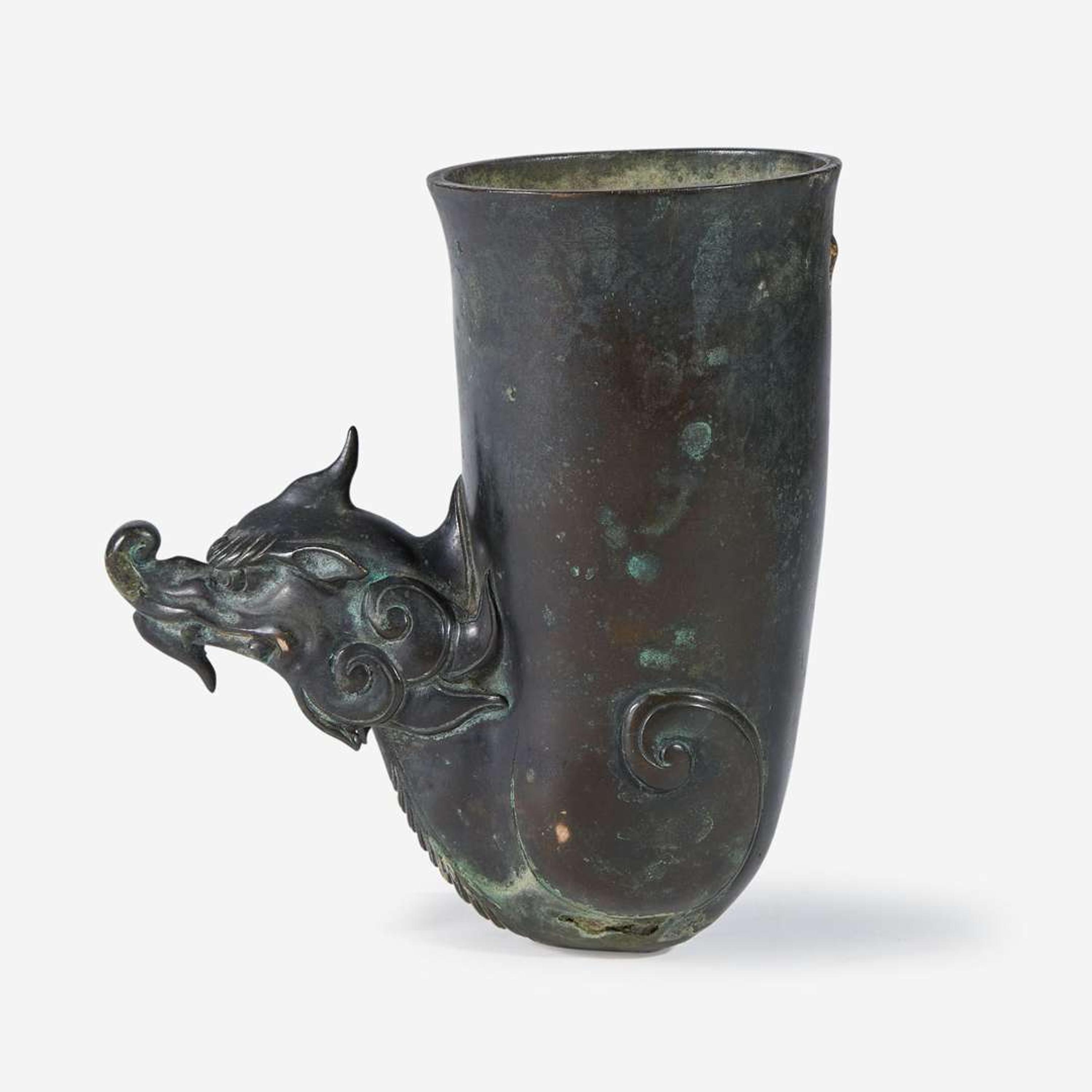 A patinated bronze rhyton-form fitting or wall vase 来通杯形铜器 18th/early 19th century ????????