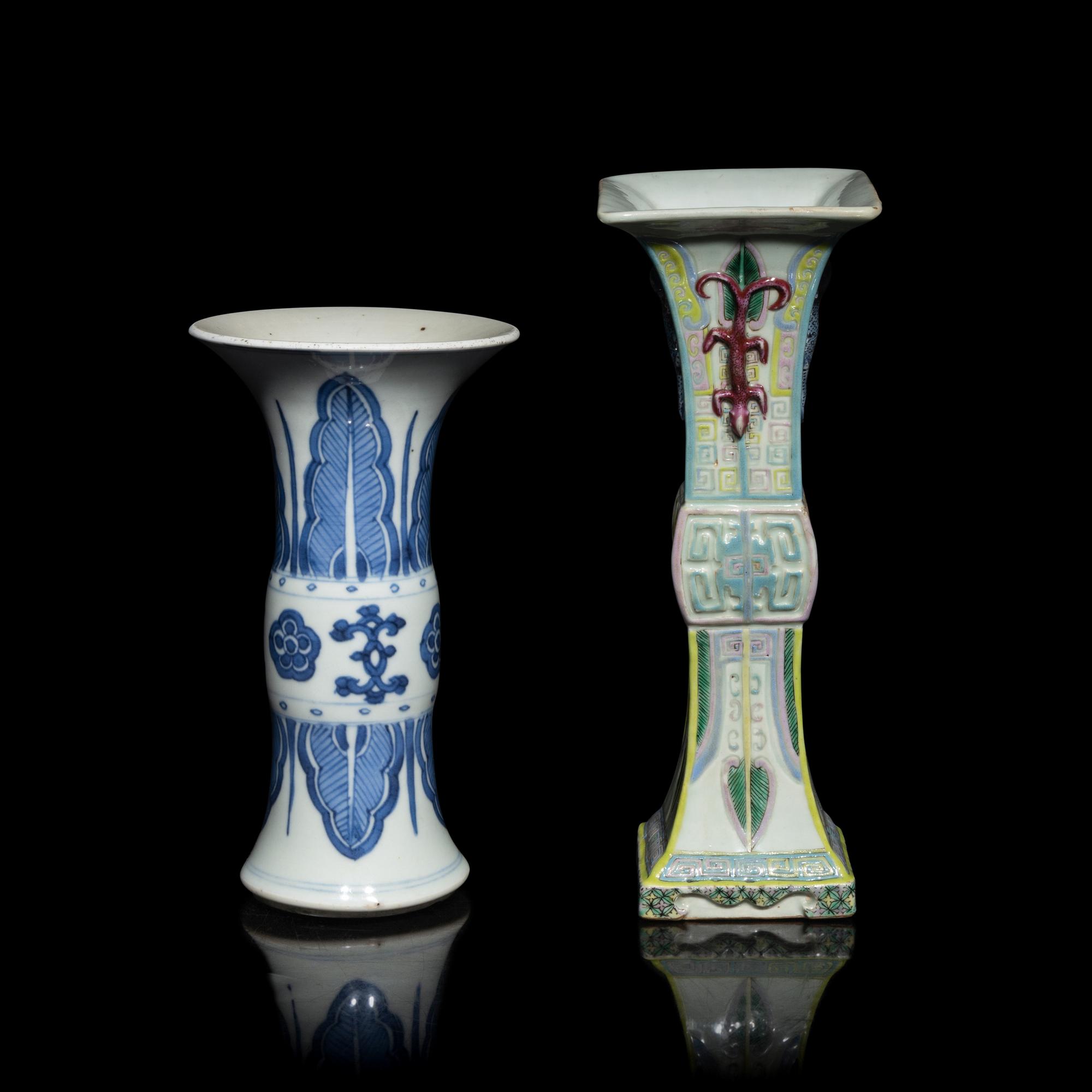 Two Chinese Porcelain Gu Vases, 18th-19th Century 清中期 青花、粉彩花觚各一