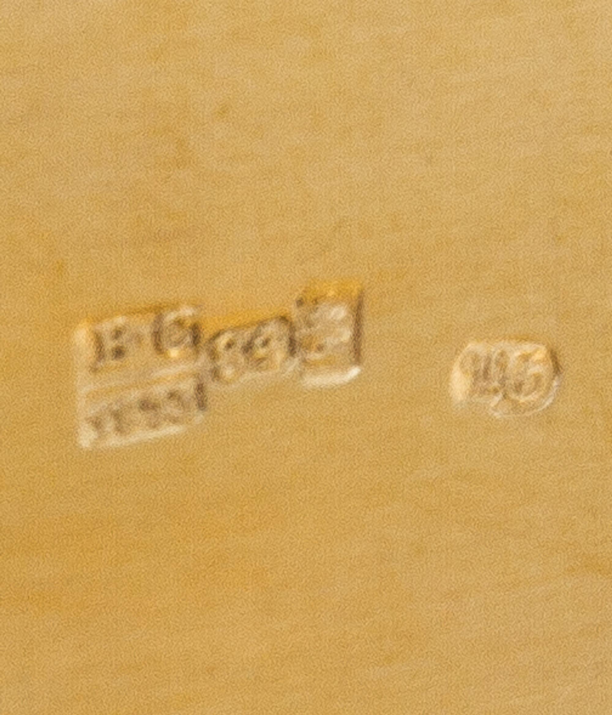 A Russian Niello Silver Cigarette Case, Maker's mark Cyrillic DP, assay mark of B. Savinsky, Moscow, 1873, the lid decorated with a sce