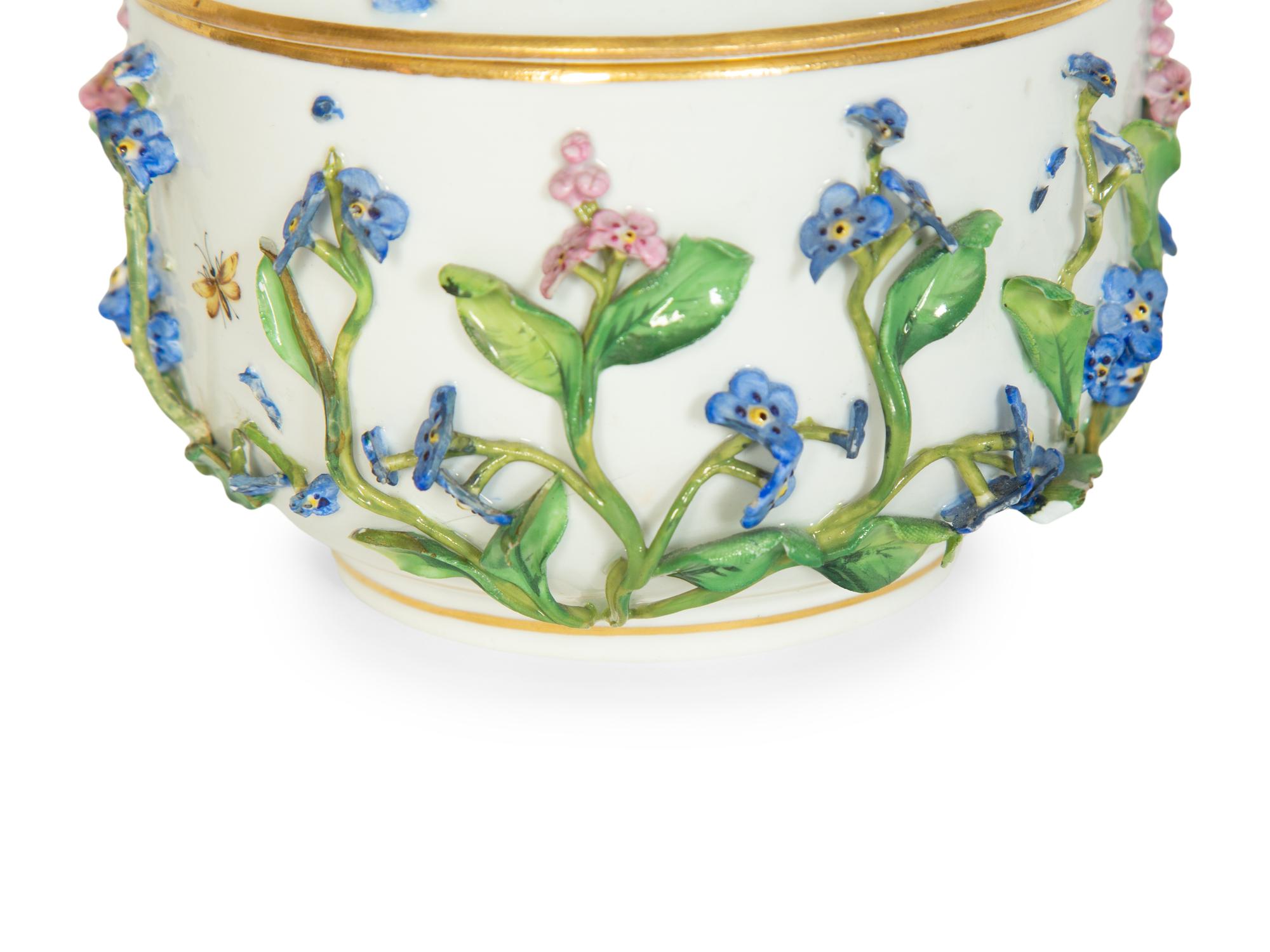A Meissen Porcelain Covered Bowl with Periwinkle Flowers