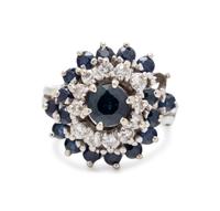 SAPPHIRE AND DIAMOND RING