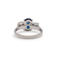 SAPPHIRE AND DIAMOND RING