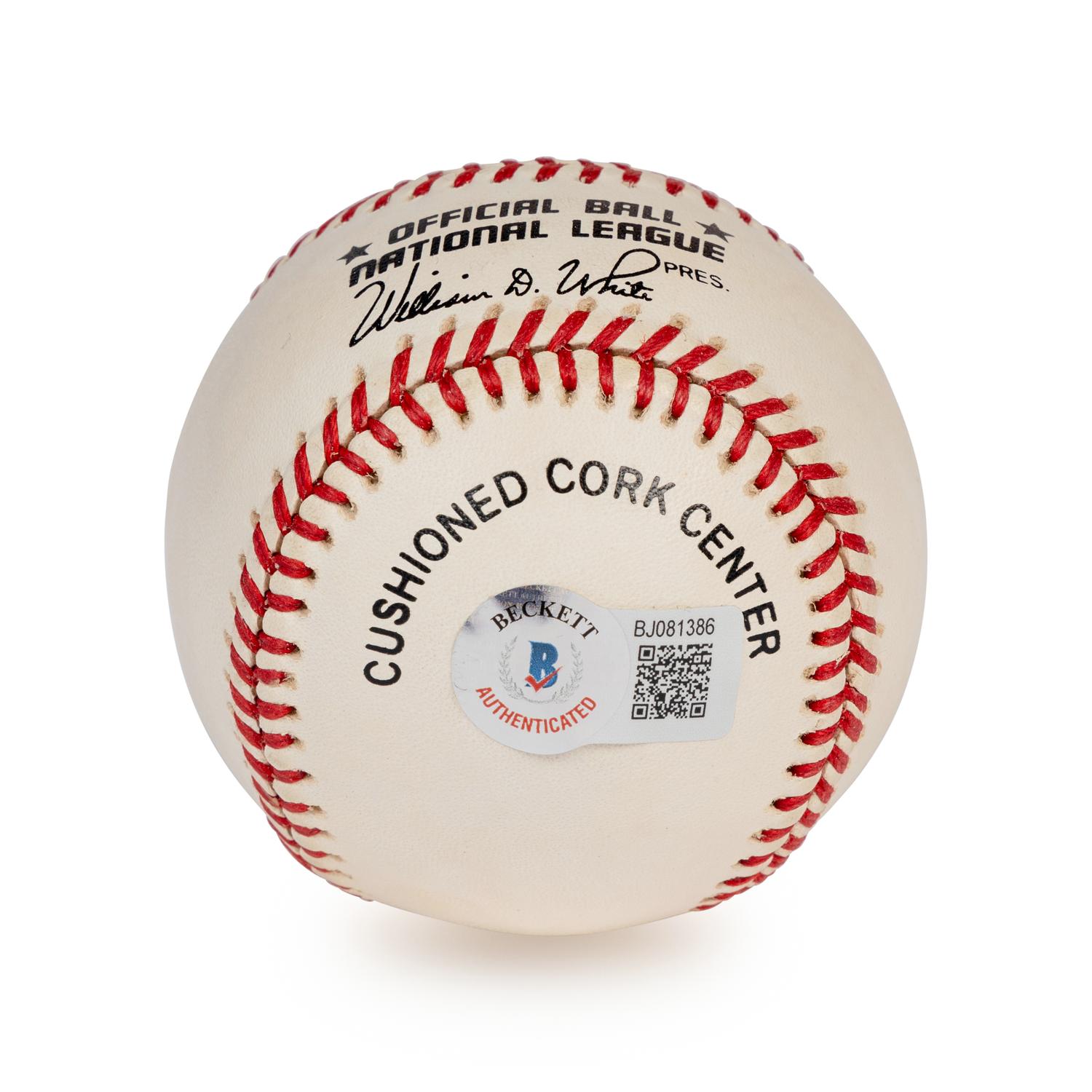 A Willie Stargell Single Signed Autograph Baseball (Beckett Authentication Services Certified)