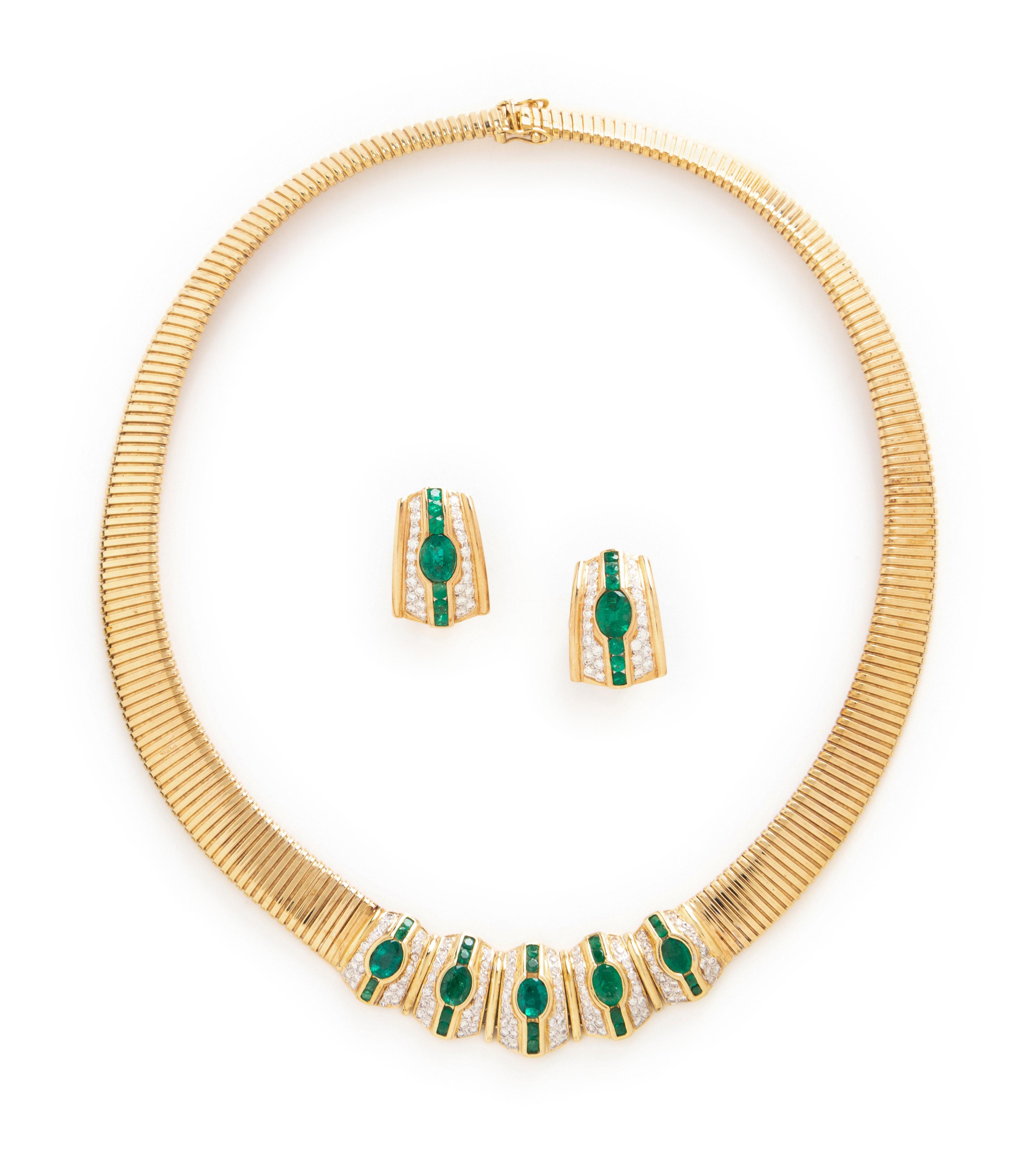 BICOLOR GOLD, EMERALD AND DIAMOND SUITE