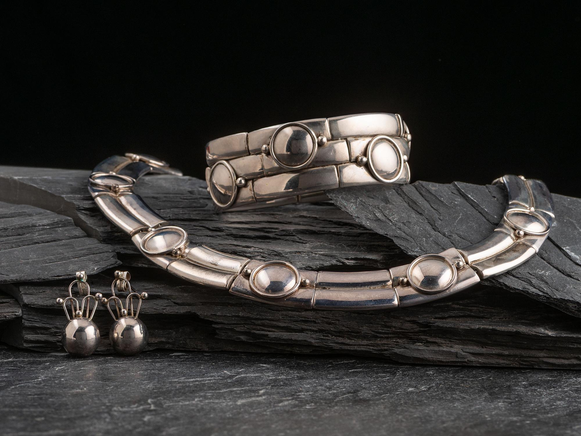 Taxco Sterling Silver Choker Necklace, Bracelet, and Earring Suite
