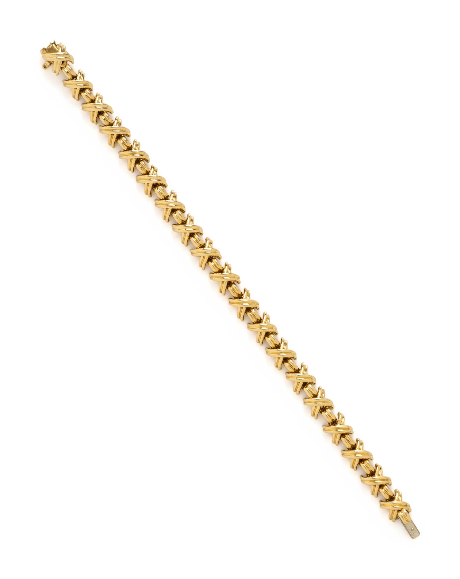 TIFFANY & CO., YELLOW GOLD 'SIGNATURE X' BRACELET