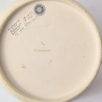 A Wedgwood White Stoneware Basket UK, circa 1800